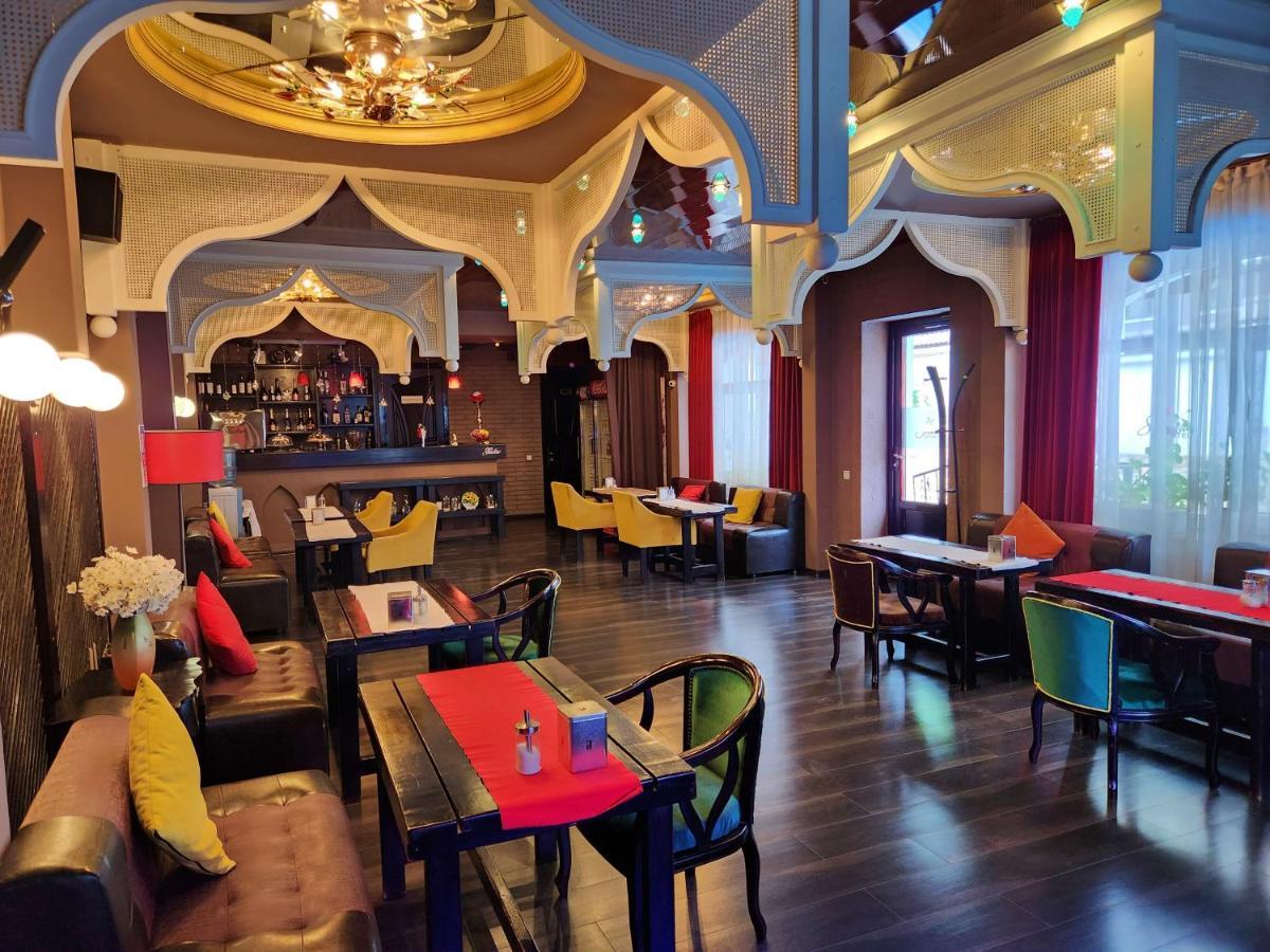 Shadow Boutique Hotel & Spa Chişinau Exteriör bild